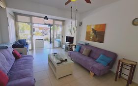 Stay Crystal Waves Maisonette